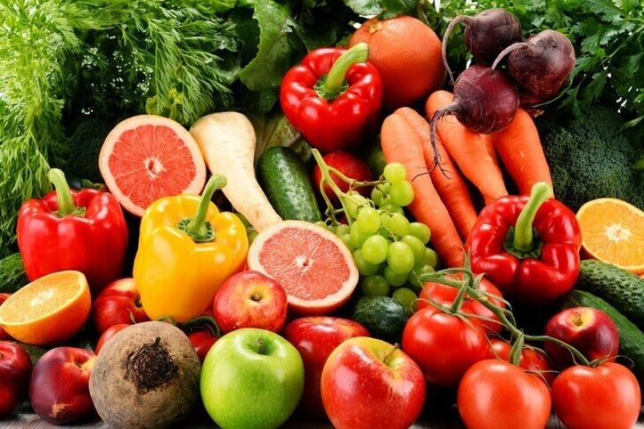 Jūsu ikdienas diēta svara zaudēšanai var ietvert lielāko daļu dārzeņu un augļu
